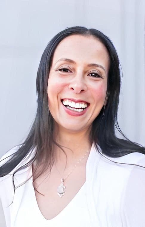 Porsché White, M.S.